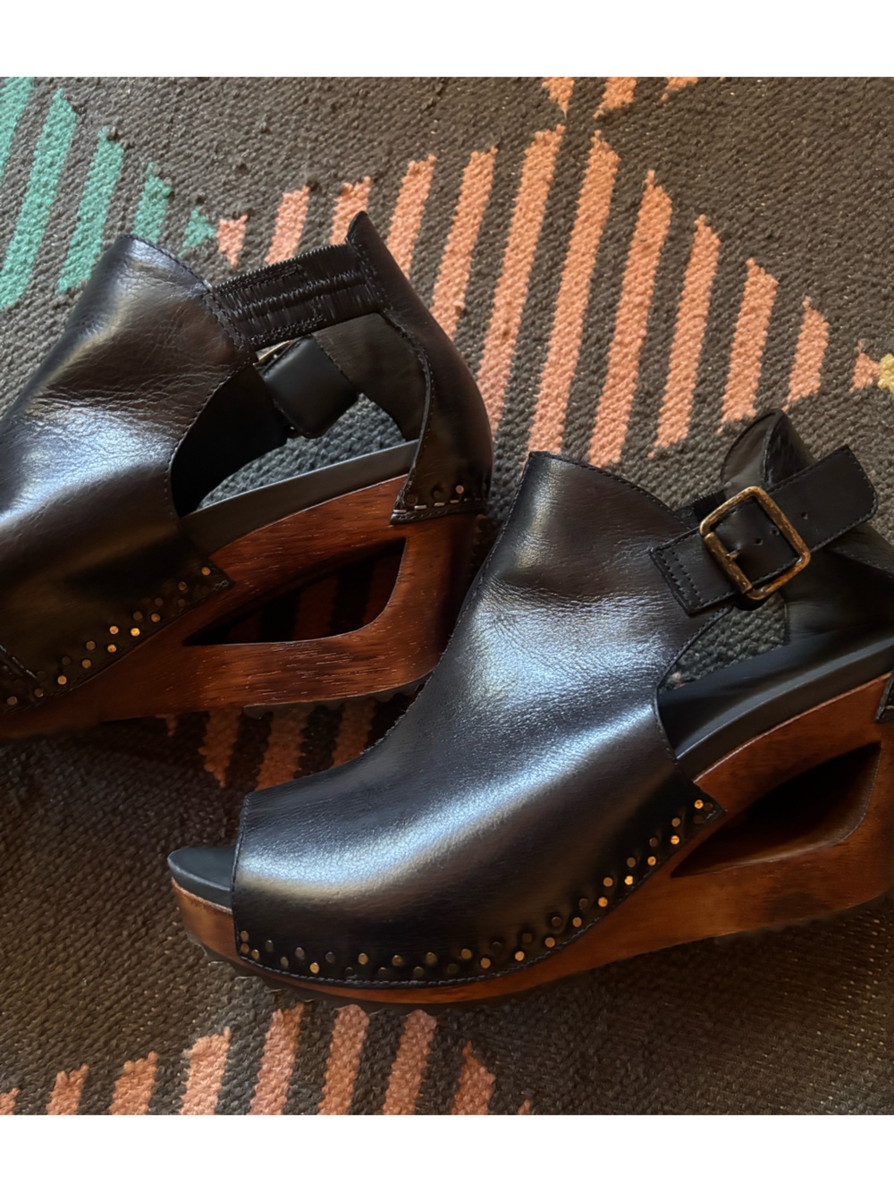Dansko Black Leather Cutout High Heel Clog | Wood Platform | 41 LIKE NEW - Picture 2 of 6